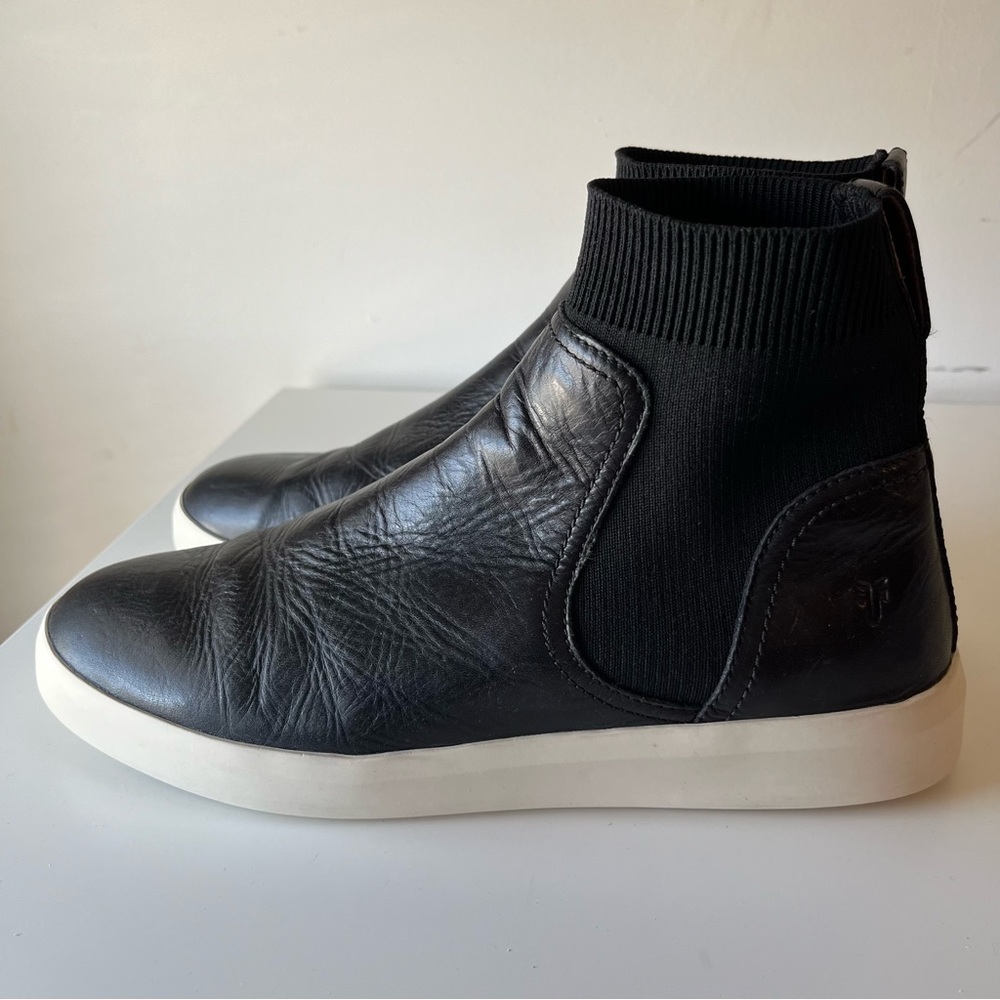 Frye Brea Chelsea Boots Size 11